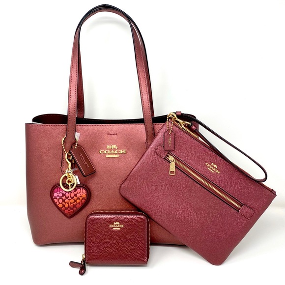 Coach Handbags - 🌸HP 🌸 NWT 4PCs Coach Set